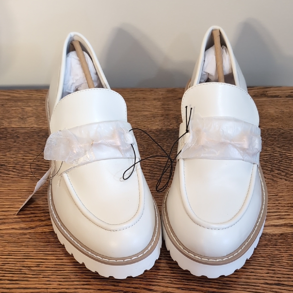 Lane Bryant Cream Loafers for Women 10W